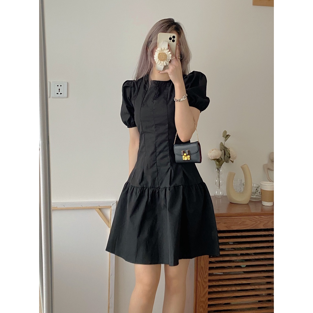 Đầm trắng nữ dáng ngắn xòe, váy đen dáng ôm emmei v113 | BigBuy360 - bigbuy360.vn