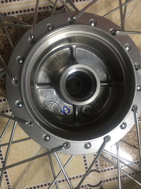 Cặp bánh căm zin honda