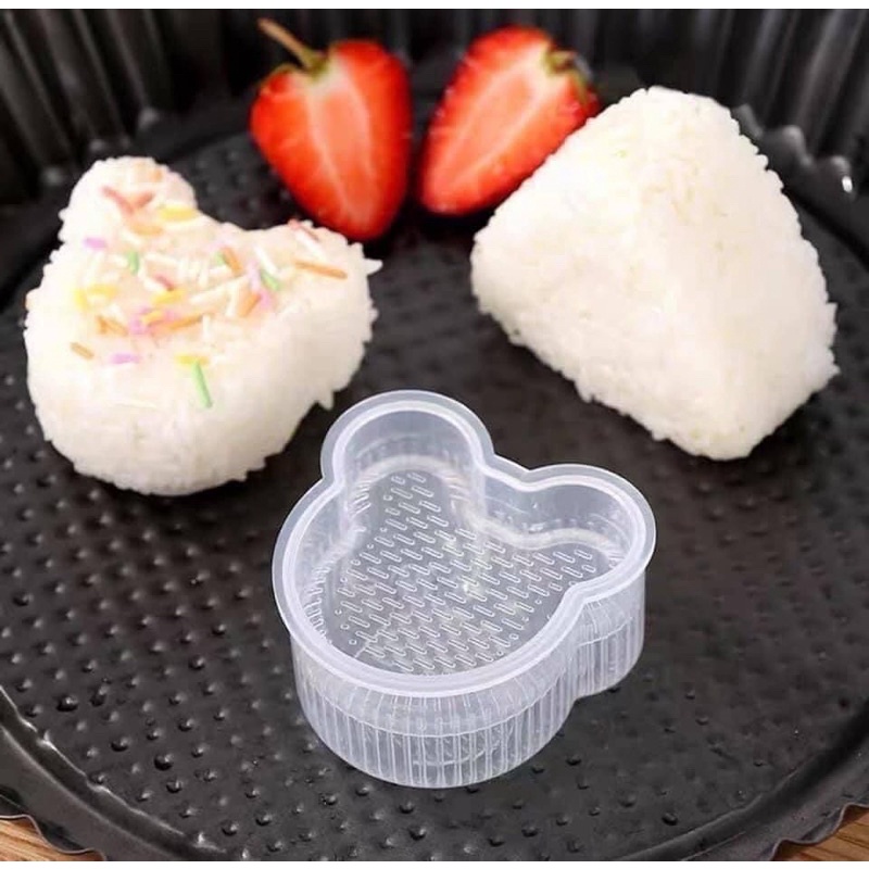 Khuôn cơm hình thú bộ 7 khuôn + 1 thìa