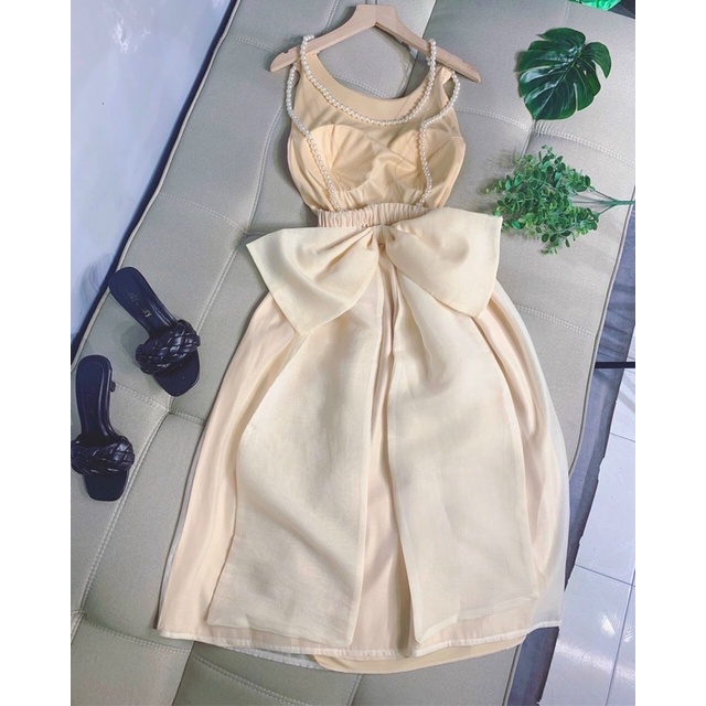 Đầm maxi hở lưng đính hạt  du lịch, đi tiệc kèm hình sàn