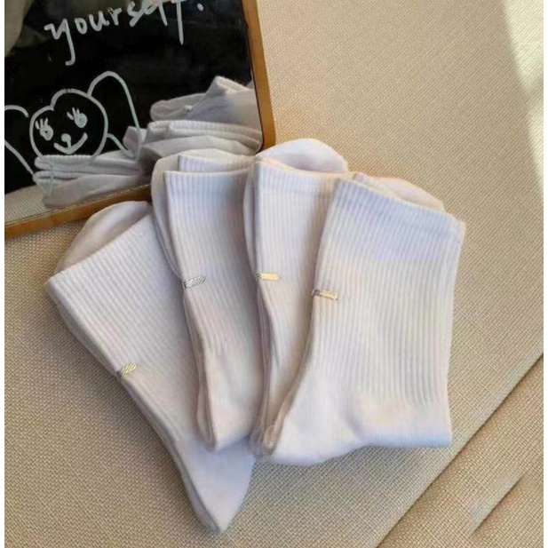 Tất Trơn Cổ Cao Nam Nữ Chất Liệu Dệt Kim - Vớ Trơn Dài Thời Trang Thể Thao Năng Động Unisex