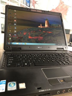 Laptop acer core 2 T7300 sử dụng tốt
