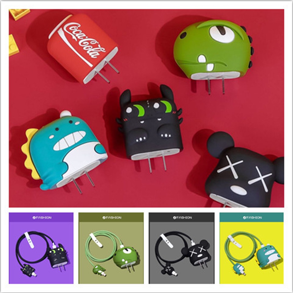 1 Bộ Phụ Kiện Bảo Vệ Đầu Cáp Sạc Iphone 18 / 20W Bằng Silicon Hình Gấu Dễ Thương