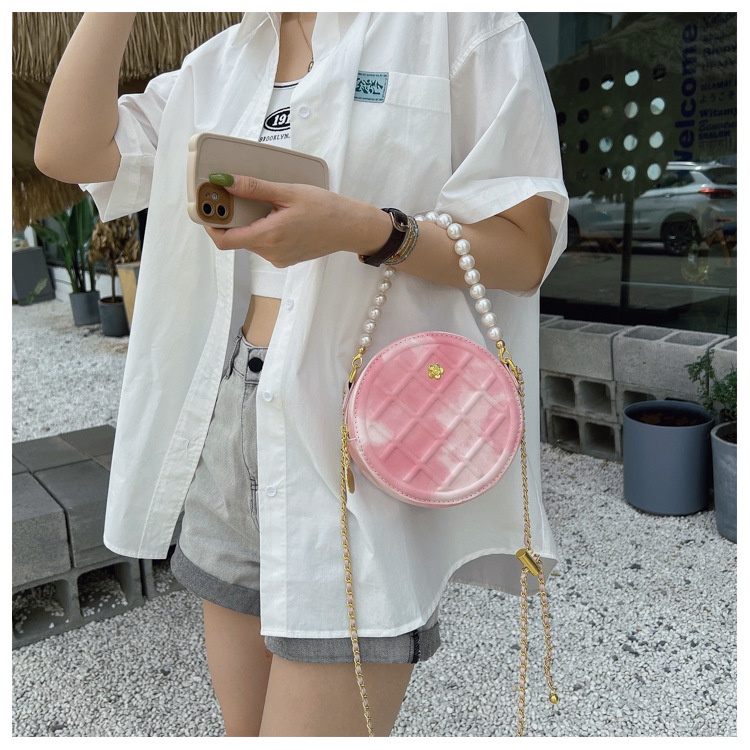 Túi đeo chéo JASMIN NOIR hình tròn họa tiết sọc caro đính ngọc trai thời trang cho nữ