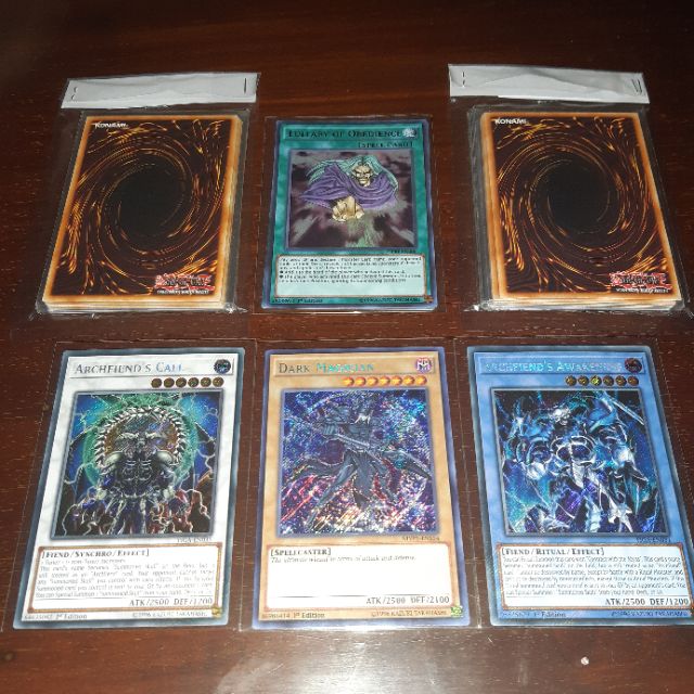 Gói 10 lá bài Yugioh chính hãng random ngẫu nhiên - Thẻ bài do Konami sản xuất - Tặng kèm sleeve bọc bài