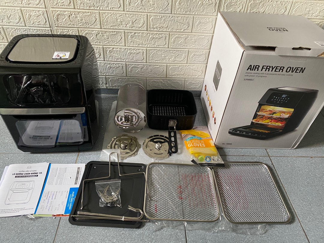 phụ kiện của nồi chiên không dầu Lock&Lock EJF696