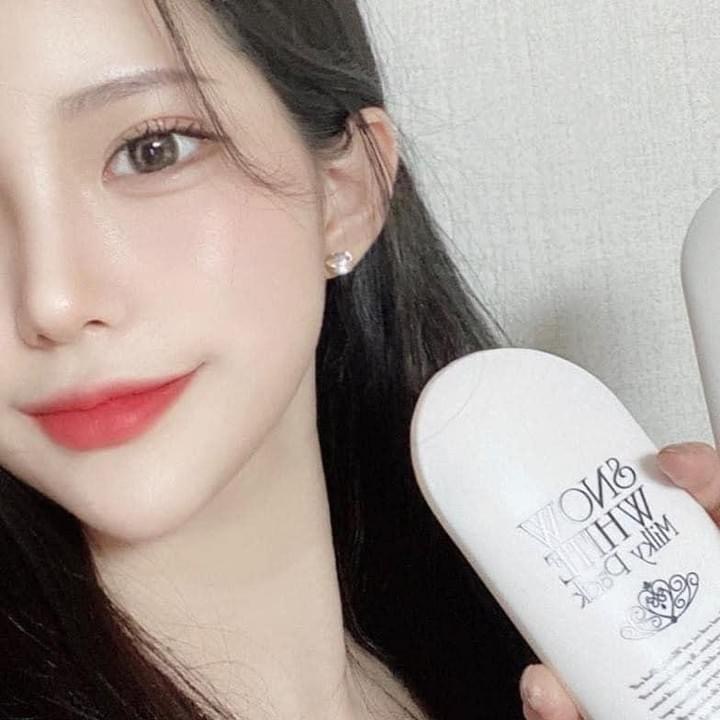 Kem tắm trắng mặt và toàn thân Snow White Milky Pack – Hàn Quốc