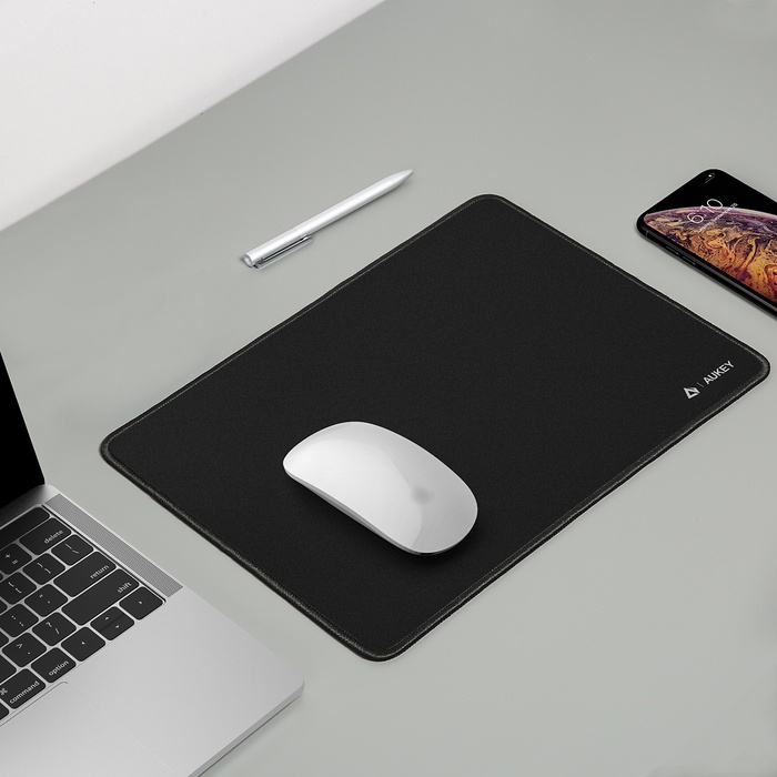 Miếng lót chuột máy tính chơi game AUKEY KM-P1 35x25cm bằng cao su chống trượt chống thấm nước tiện lợi