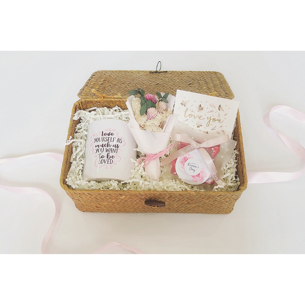 Hộp Quà Cói độc đáo tặng Mẹ, Bạn gái hoặc đồng nghiệp kèm thiệp từ The Gift Buffets | BigBuy360 - bigbuy360.vn