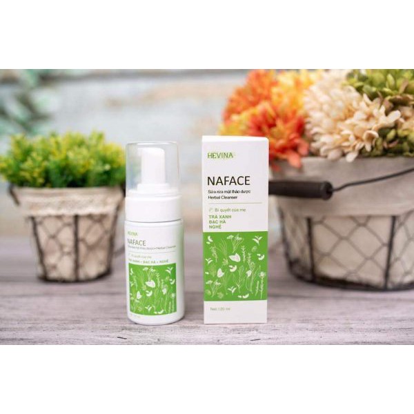 Sữa rửa mặt NAFACE New