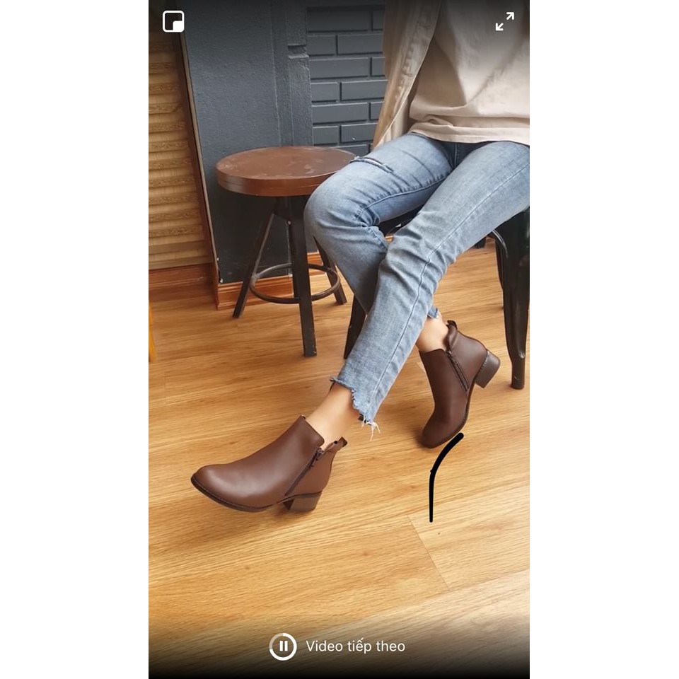 BOOTS DA KHÓA NGANG