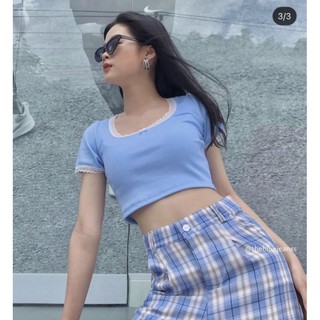 Áo kiểu croptop phối viền ren nơ