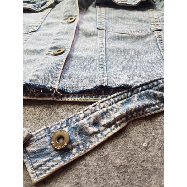 Áo khoác jean crop top