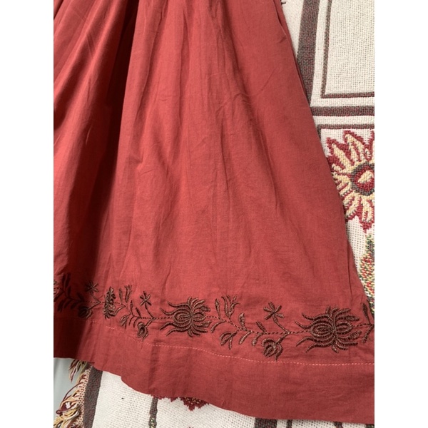 2hand Wind's Clothes 🥀 Váy xô Nhật đỏ đô hoạ tiết thêu vintage