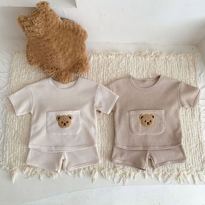 Set Áo Thun Ngắn Tay Hình Gấu Và Quần Short Thời Trang Mùa Hè Cho Bé
