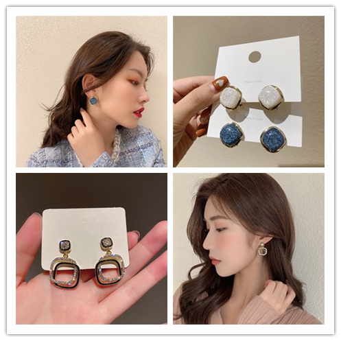 Khuyên Tai Kim Loại Hai Lớp Hình Vuông Rỗng Họa Tiết Vân Đá Cẩm Thạch Phong Cách Hàn Quốc