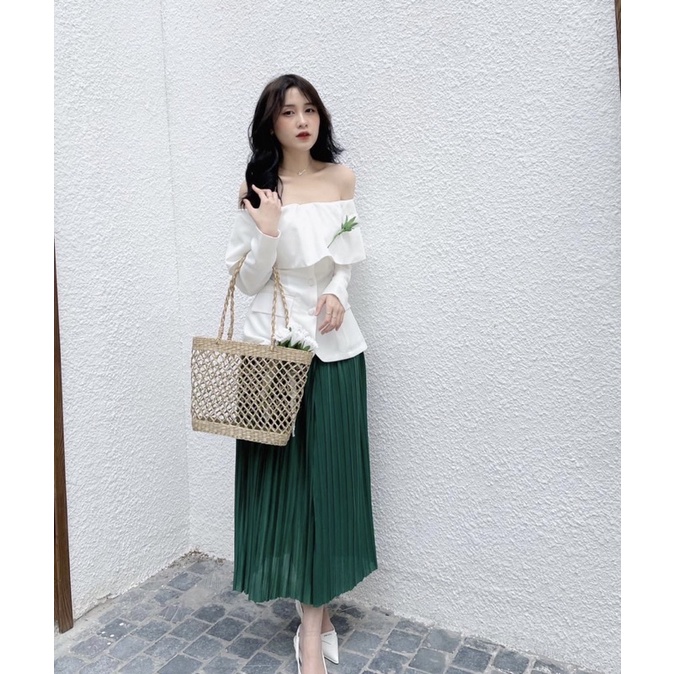 Áo trễ vai trắng dài tay Mandy top