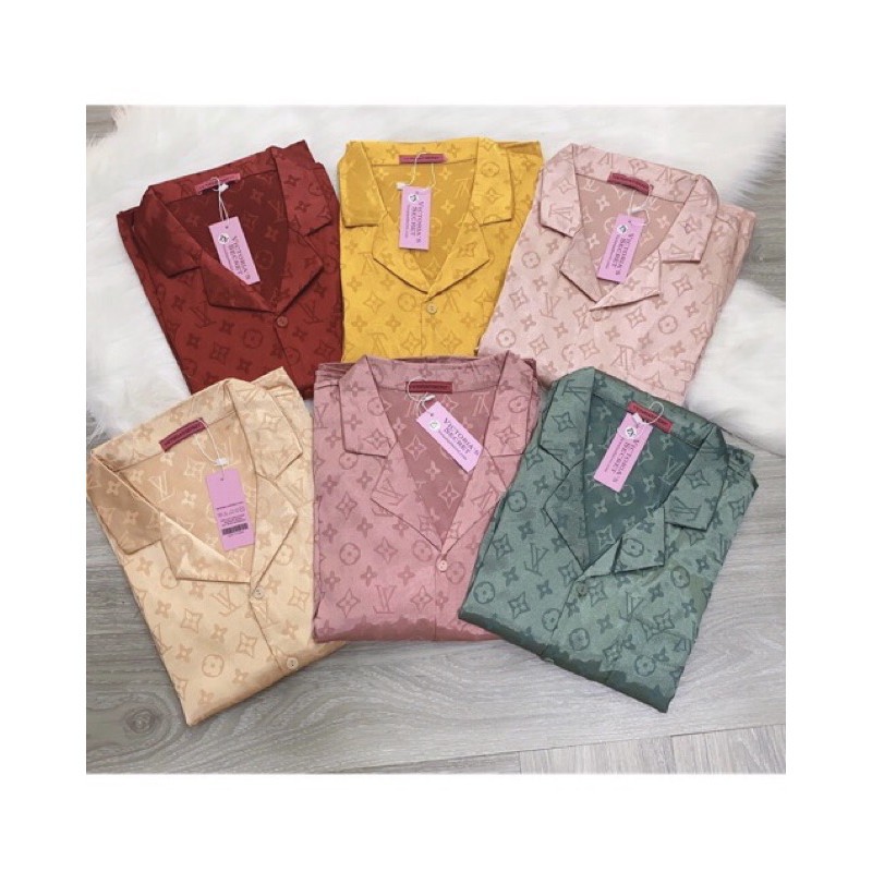 Đồ Ngủ💖Đồ Bộ Pijama Lụa Gấm Áo Cộc-Quần Lửng Họa Tiết🌸Chất Liệu Gấm Thái Mát Lịm | BigBuy360 - bigbuy360.vn
