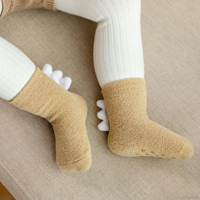 Tất lông cừu san hô thiết kế chống trượt cho bé