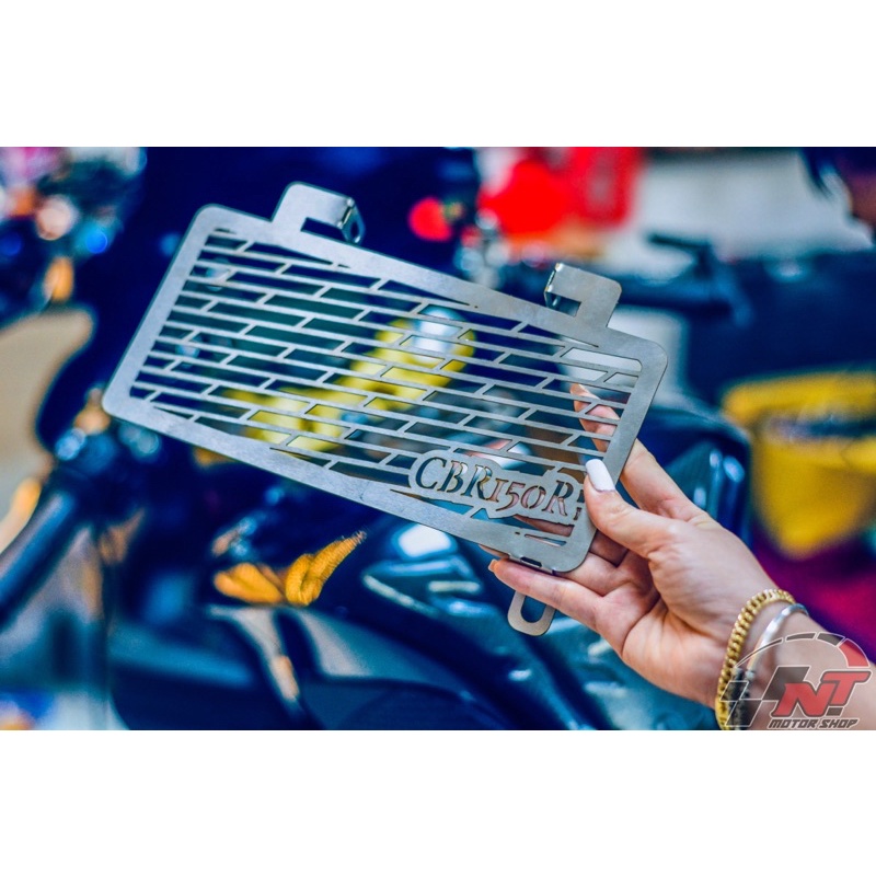 Che két nước CBR150R 2021, 2022