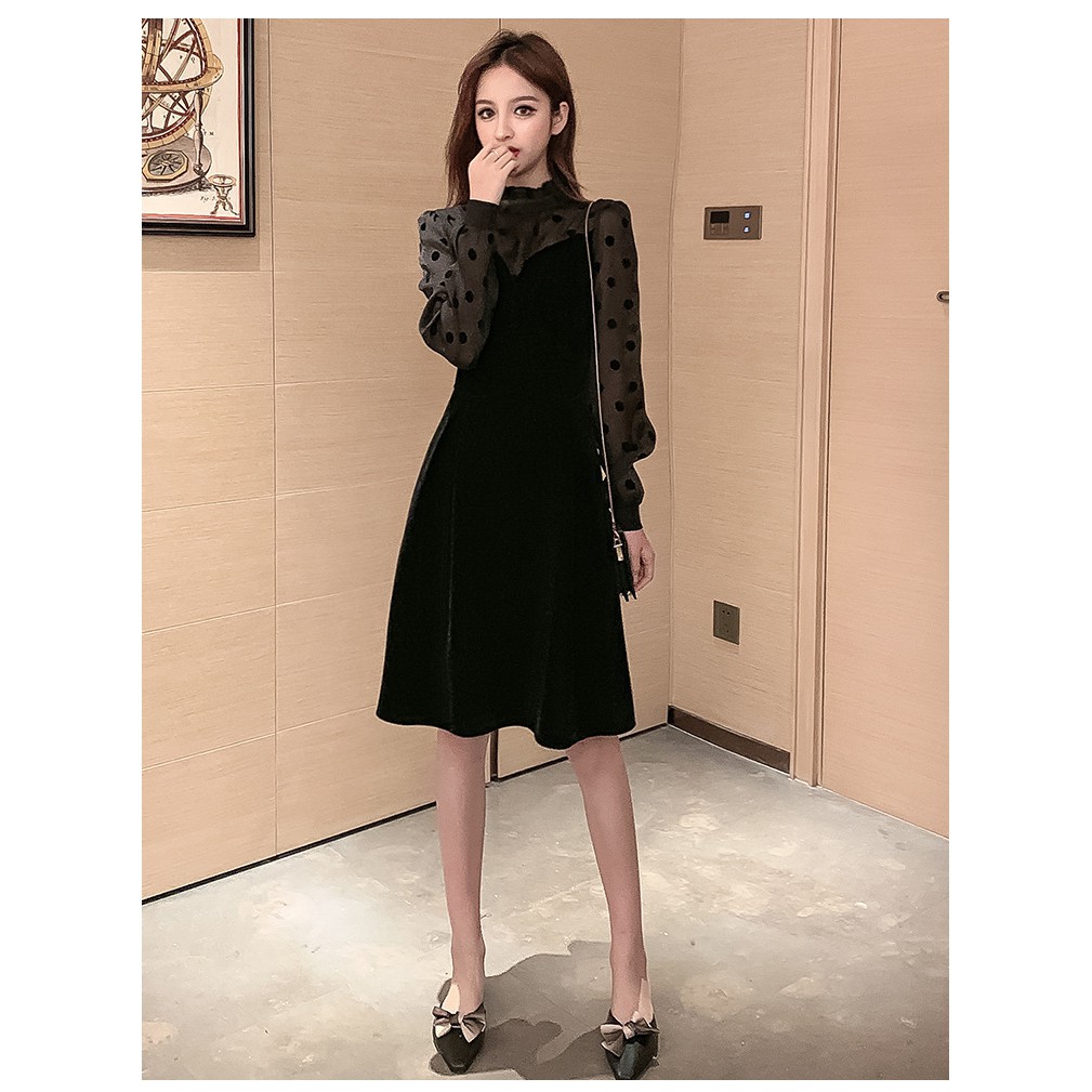 Váy cho con bú, chất liệu nhung phối tay sang chảnh
