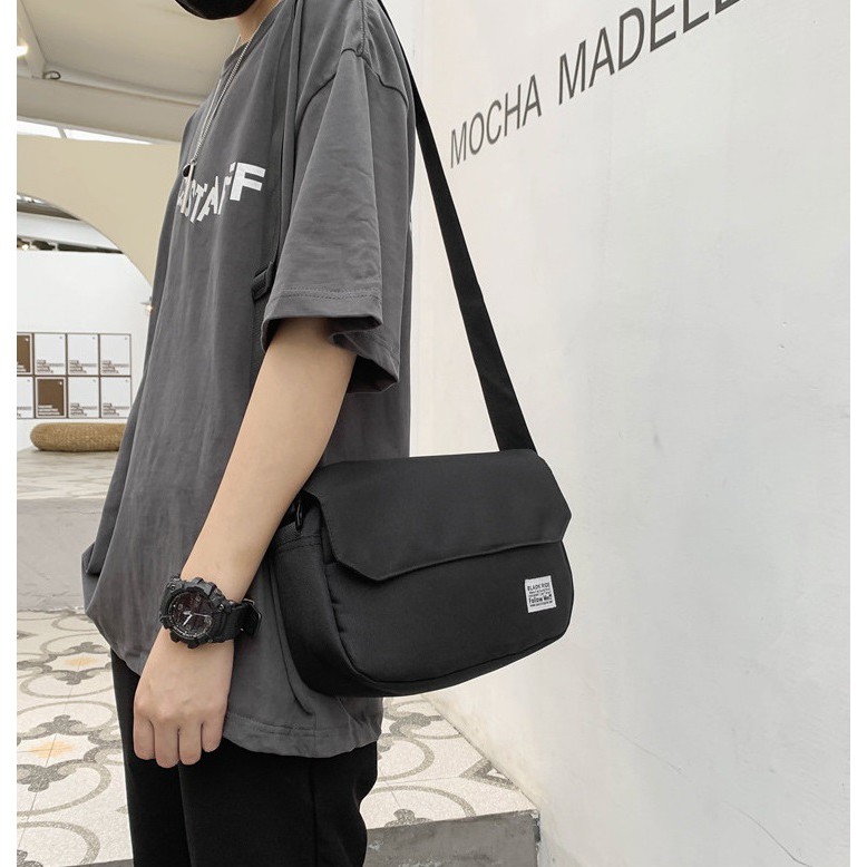 Túi đeo chéo Mini Bumbag+🎁FREESHIP🎁+ GIẢM 10K nhập mã [MANUV10K] Túi đeo chéo hàn quốc trẻ trung năng động | BigBuy360 - bigbuy360.vn