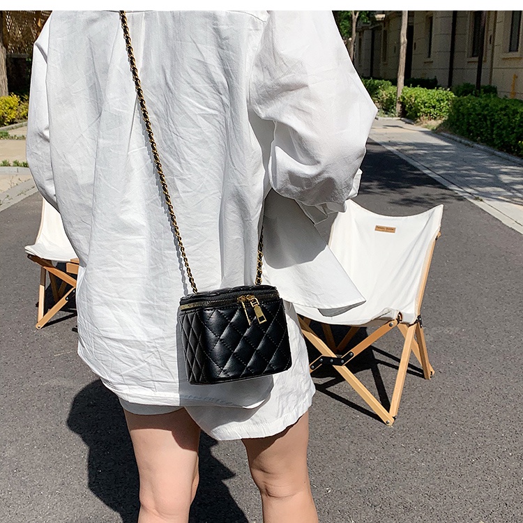 Túi Xách Nữ Đeo Chéo Cốp Hoa ChiChi Store