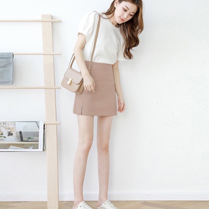Chân Váy Ngắn Chữ A Công Sở Xẻ Trước Vải Mago Hàn Siêu Mượt Madela, Váy Công Sở Chữ A Có Xẻ Trước Cho Nữ