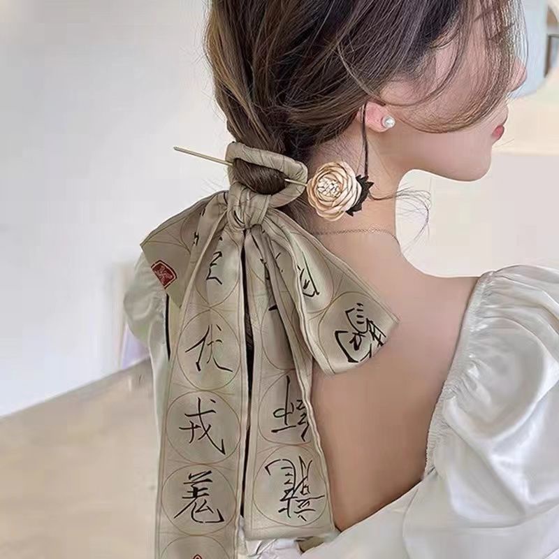 Kẹp Tóc Thắt Nơ Chất Liệu Lụa Đính Ngọc Trai Cao Cấp Phong Cách Mới Cho Nữ