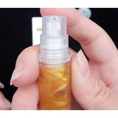 Dưỡng môi tinh chất vàng collgen