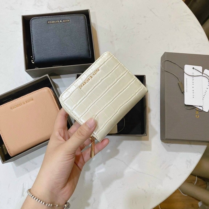 Ví cnk kèm hộp
