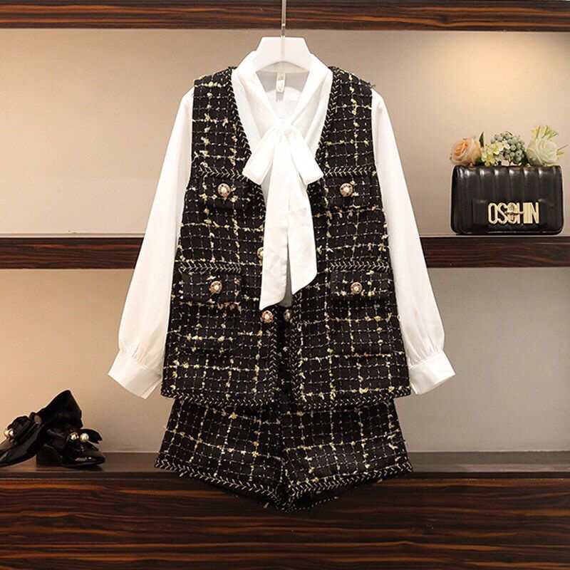Áo gile và quần màu đen nhũ vải dạ tweed