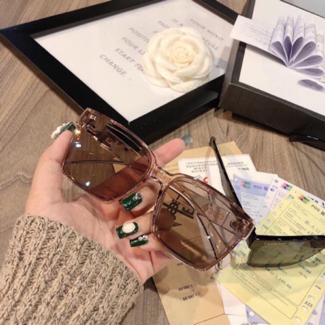 KÍNH NAM/NỮ TRÀN VIỀN BẢNG TO UNISEX B66 | BigBuy360 - bigbuy360.vn