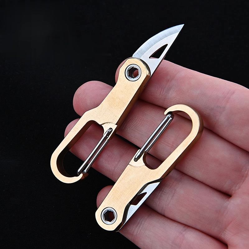 Dao Gấp Mini YYEDC Kèm Móc Khóa Bằng Đồng Nguyên Khối 7,8cm - Độ Hoàng Thiện Cao