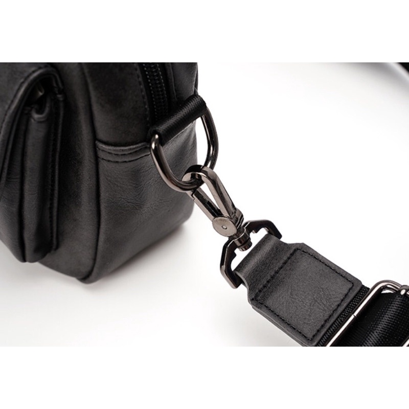 Túi đeo chéo da xám