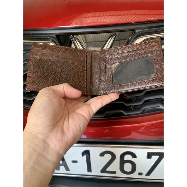 Ví da cá sấu thật 100% hàng đẹp tỉ mĩ từng đường kim mũi chỉ. Giá rẻ nhất thị trường