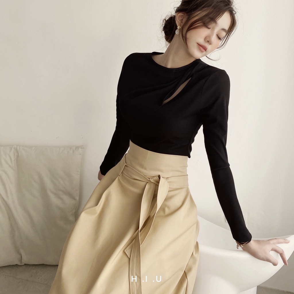 Áo thun Cut out black top H.I.U ROOM, chất thun hàn co dãn. HIU desgin 2021