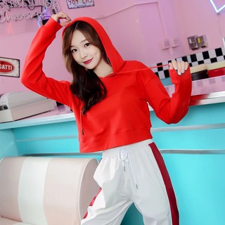 Áo thun croptop dài tay có mũ phối trơn TTS0061
