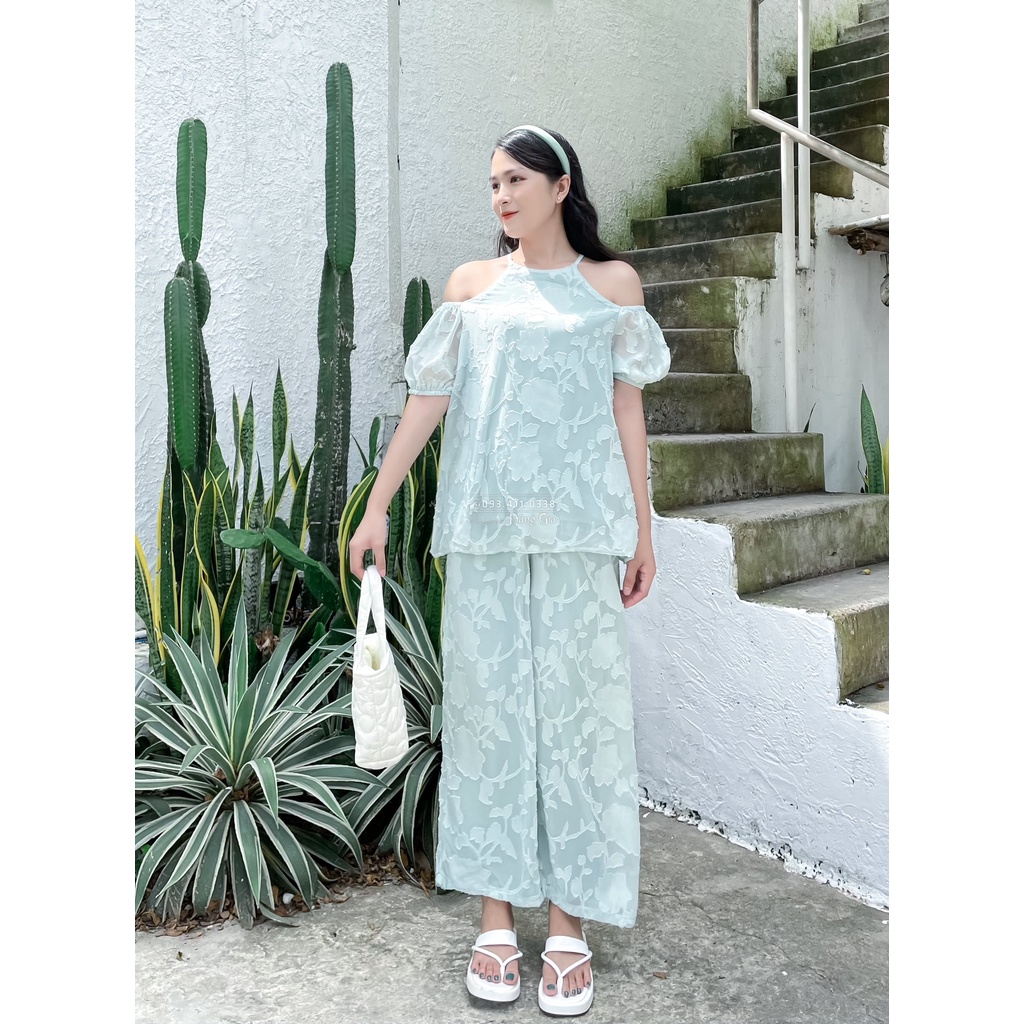 Set quần suông và áo yếm vải tơ thêu hoa hồng khoét vai sang chảnh cho nàng béo bụng hoặc mẹ bầu DG 4292