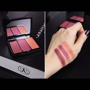 Bảng phấn má Anastasia Beverly Hills Blush Trio Palette 3g