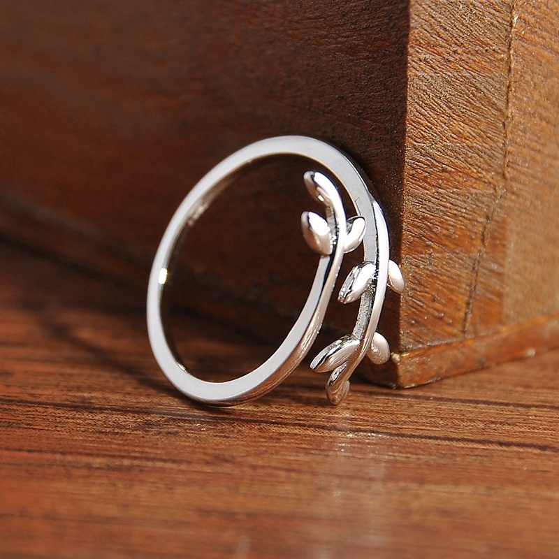 Nhẫn hình chiếc lá thiết kế thời trang làm đẹp cho nữ