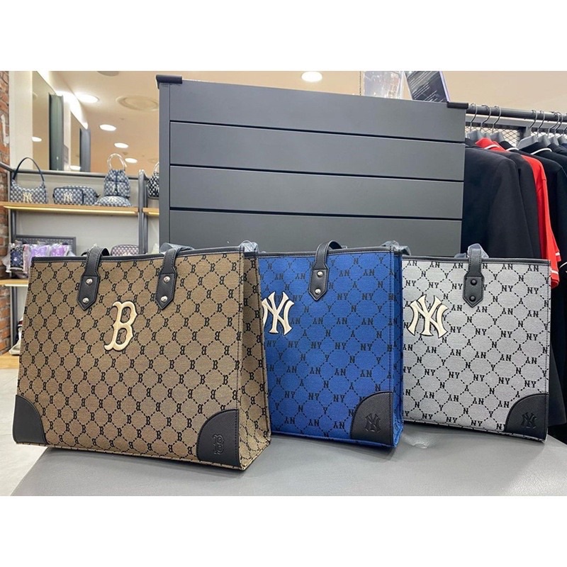 Túi xách MLB Monogram Diamond Jaccquard Xuất