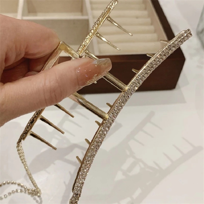 Kẹp Tóc Hình Cá Mập Đính Đá Thời Trang Cho Nữ