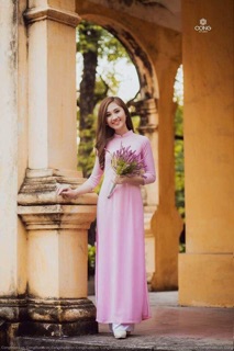 Áo hồng 4 tà kèm quần
