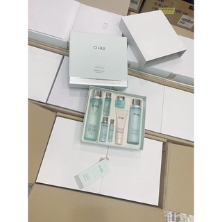 Bộ dưỡng da cấp nước căng bóng da Ohui Miracle Aqua Special Set cho da dầu