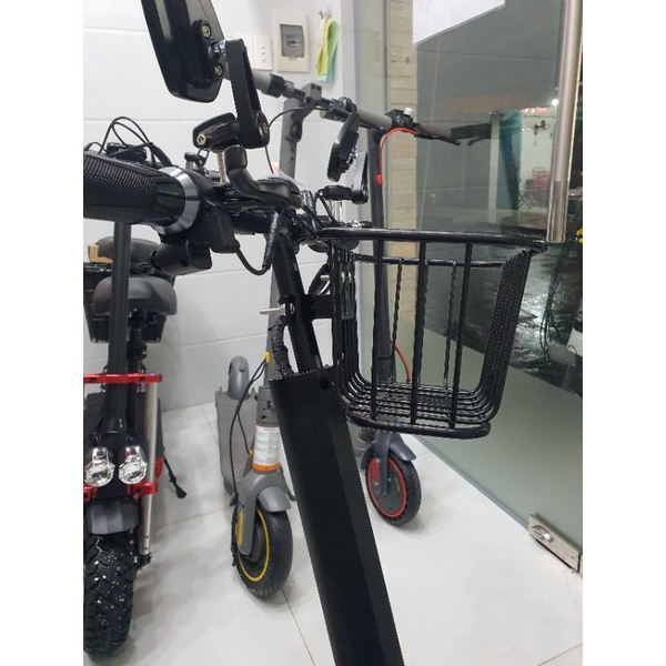 Giỏ xe mini xinh xinh dành cho dòng scooter + xe điện