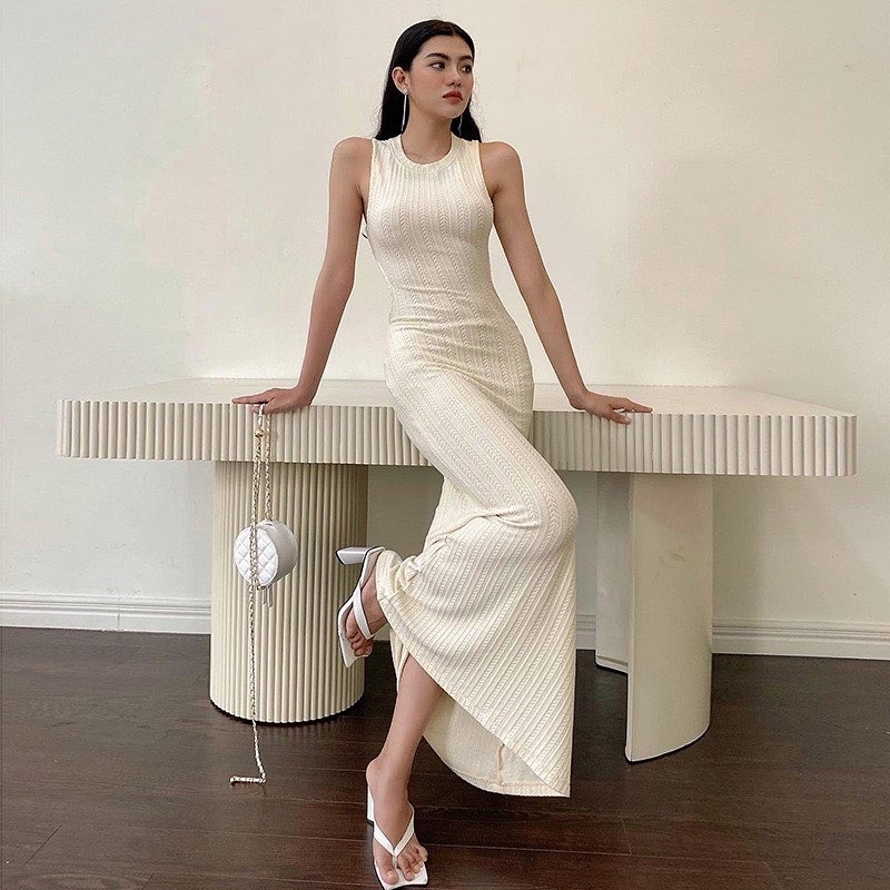 Váy sát nách khoét lưng dáng dài