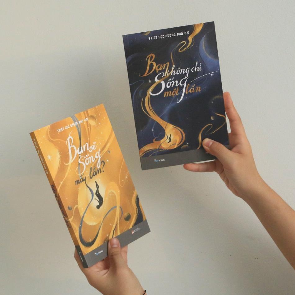 Sách - Bạn Không Chỉ Sống Một Lần - AZVietNam