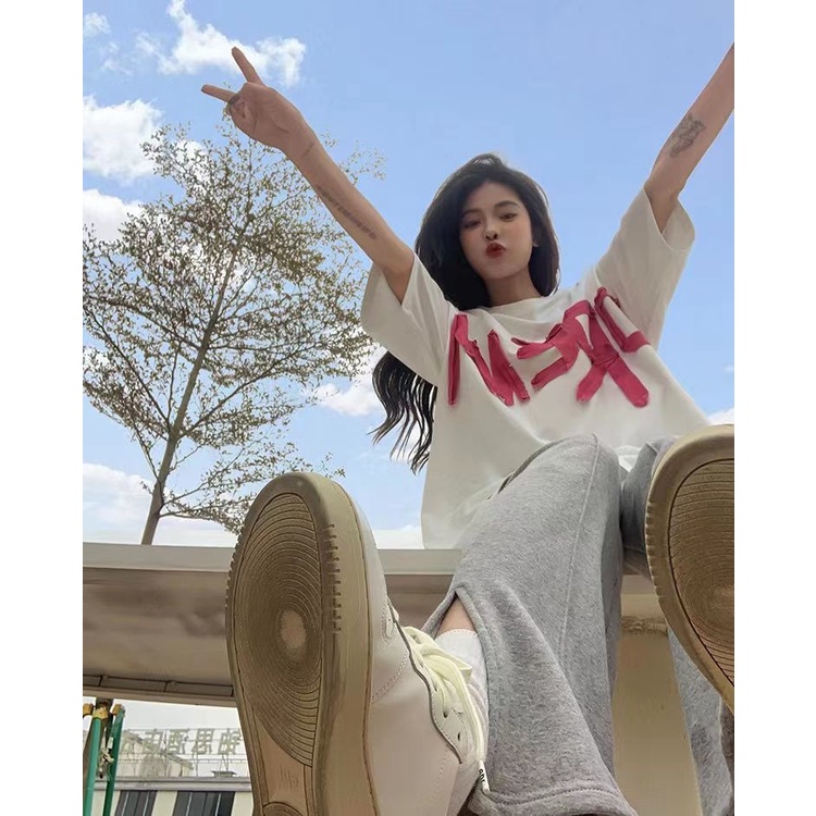 Áo Thun Ngắn Tay Cổ Tròn Họa Tiết Sọc In Chữ Phong Cách Hàn Quốc Dễ Phối Đồ Thời Trang