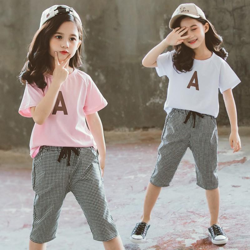 Set áo thun ngắn tay in chữ + Quần short caro cho bé gái